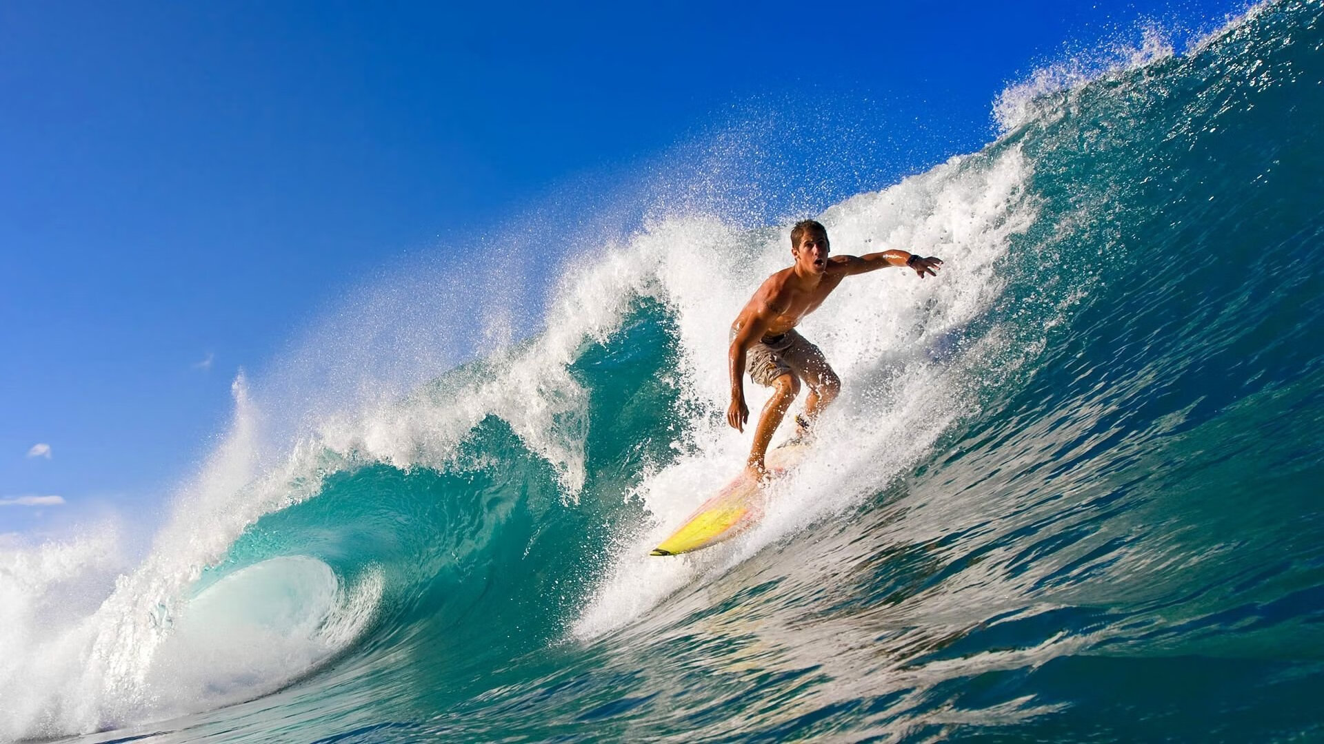 世界杯激情夜：精彩瞬间不停歇！，世界杯超燃视频